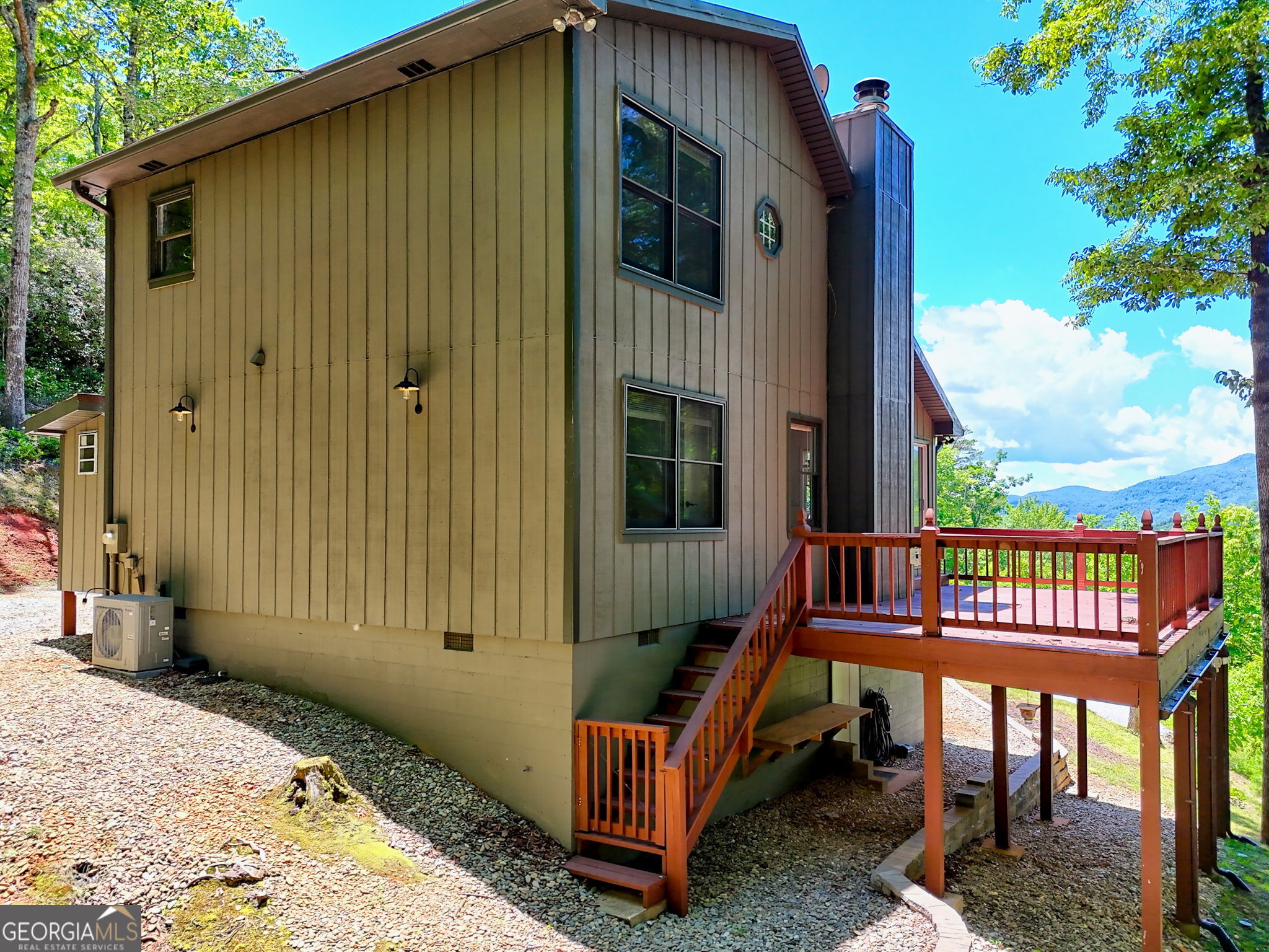 Clayton, Georgia 30525, United States, 2 Bedrooms Bedrooms, ,2 BathroomsBathrooms,Residential,Active,164520