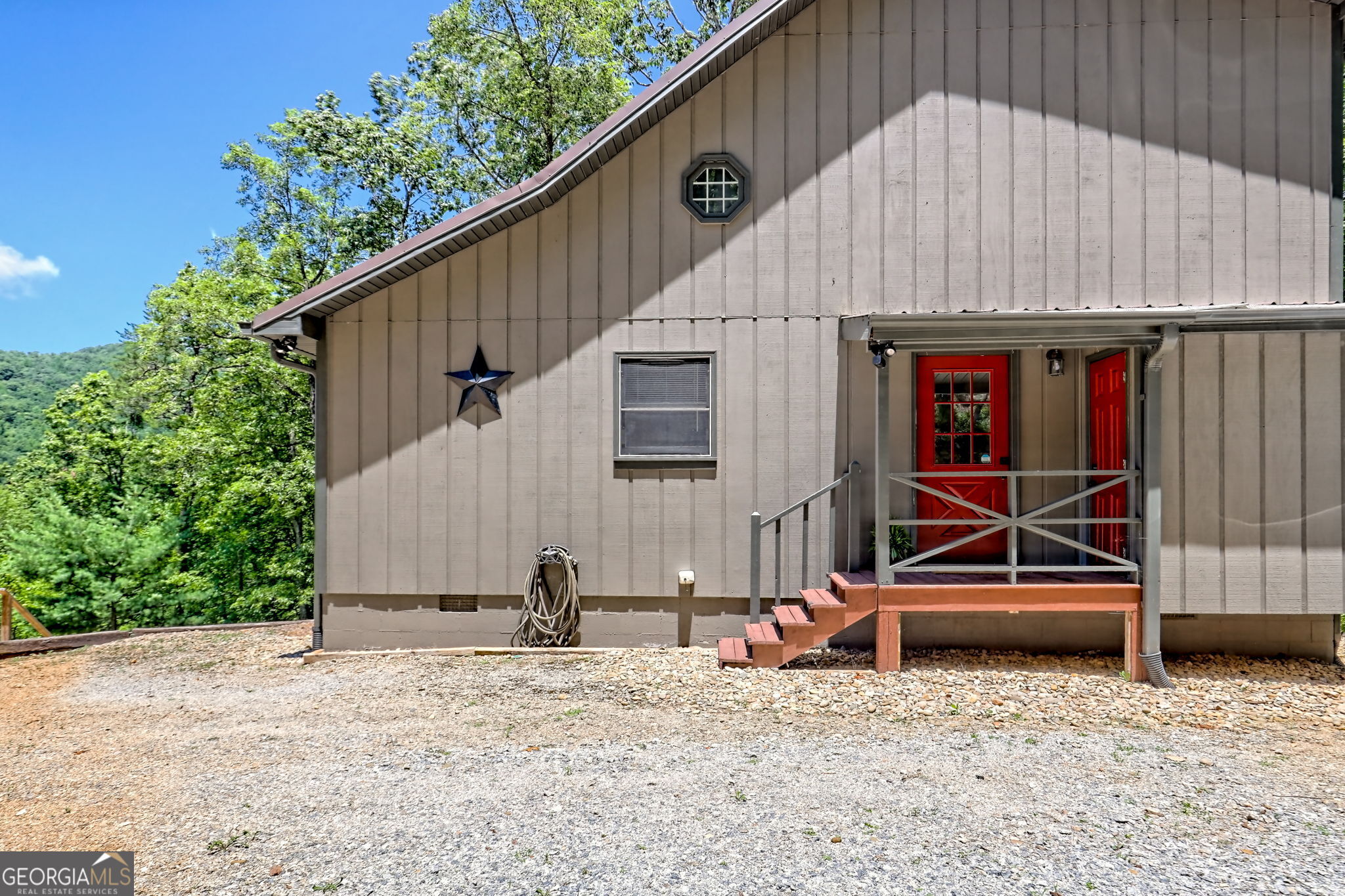 Clayton, Georgia 30525, United States, 2 Bedrooms Bedrooms, ,2 BathroomsBathrooms,Residential,Active,164520