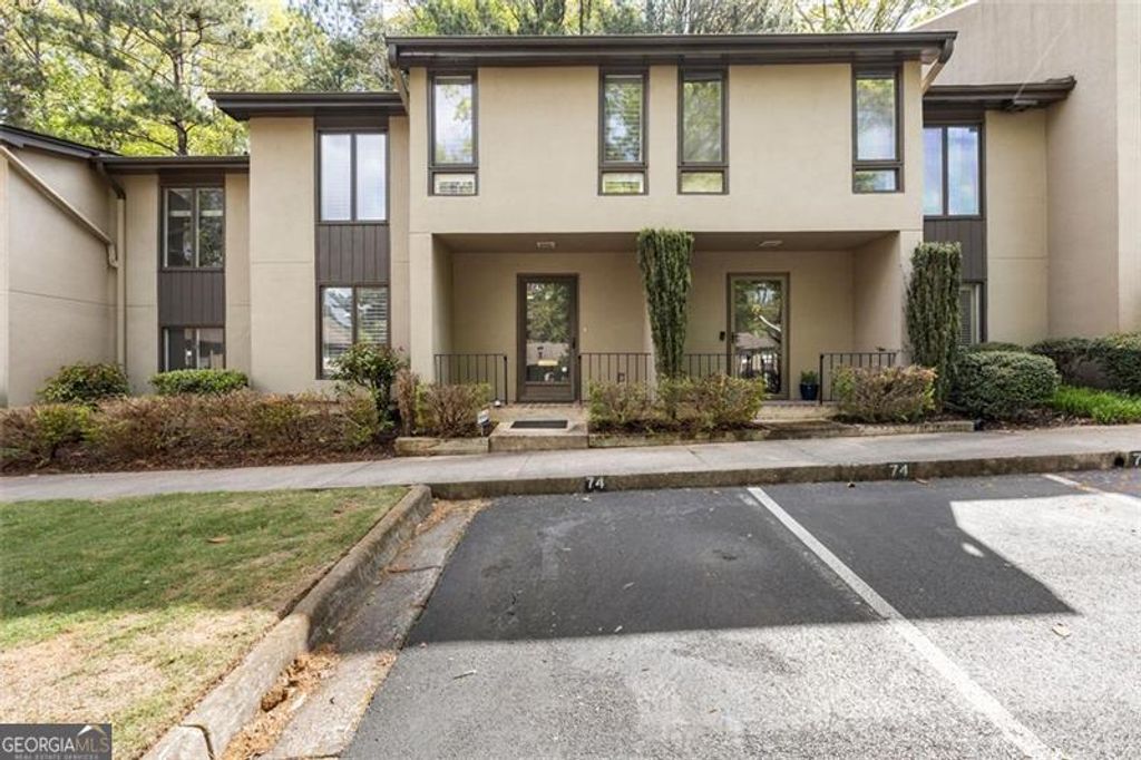 Photo of 72 IVY, Atlanta, GA 30342 (MLS # 10657270)