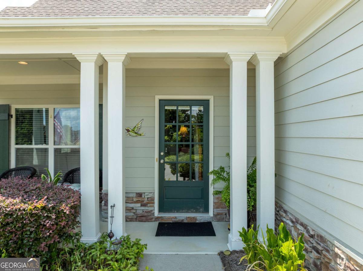 505 SE Mount Olive CIR