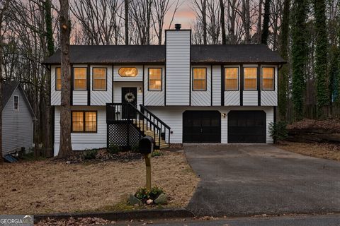 Photo of 2444 Windridge Drive NE, Conyers, GA 30013 (MLS # 10659080)