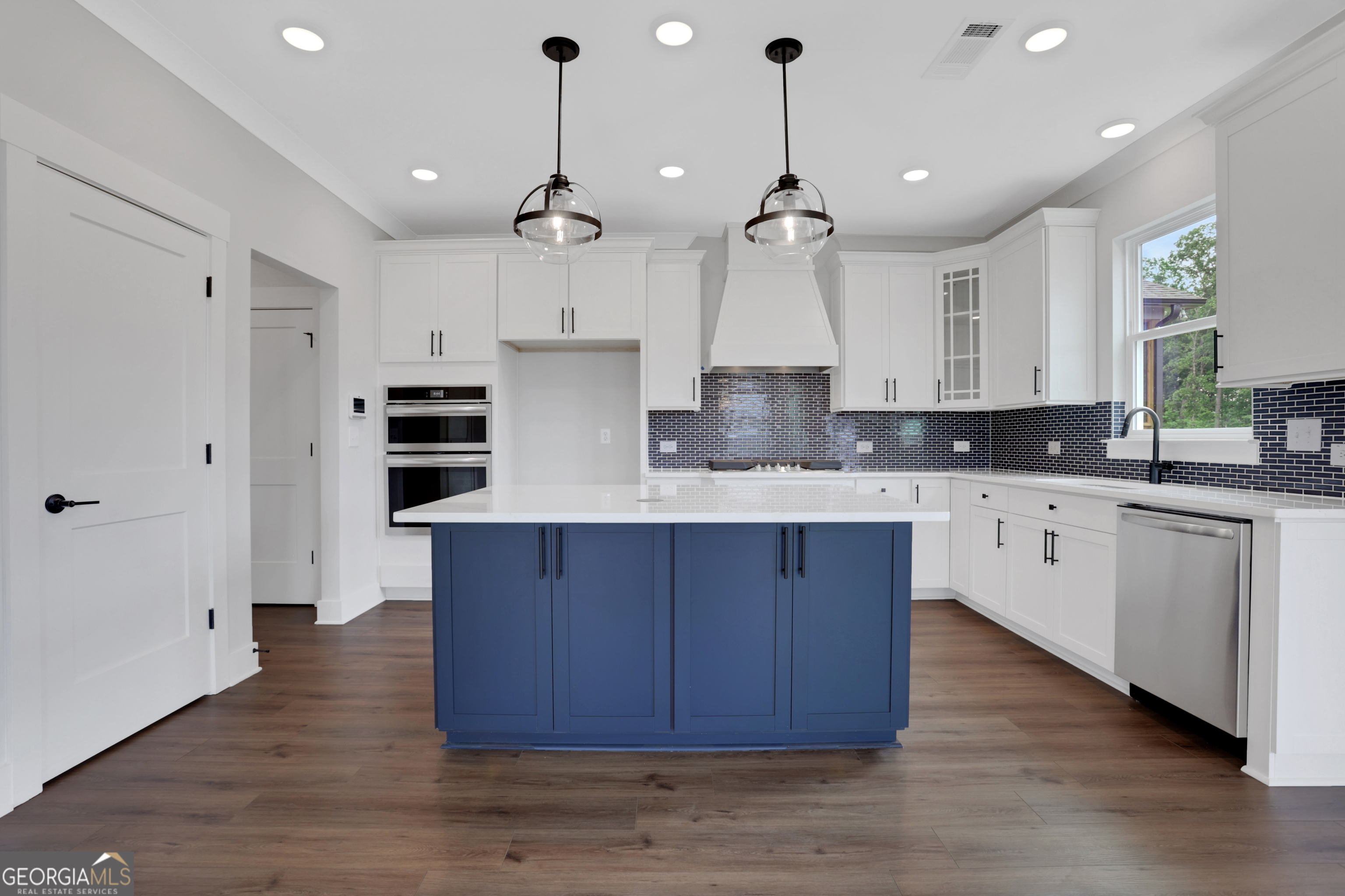 182 Candlewood LN