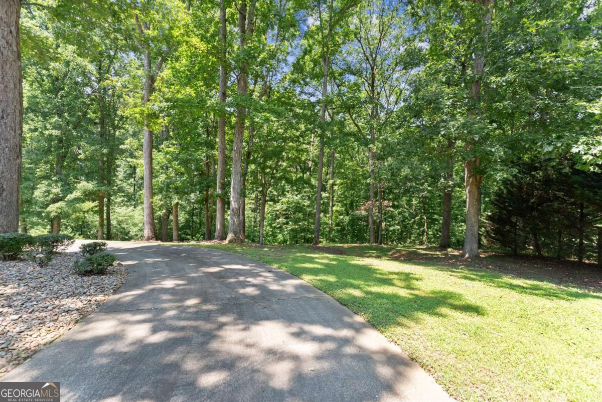 na- 9.99 acres - Residential