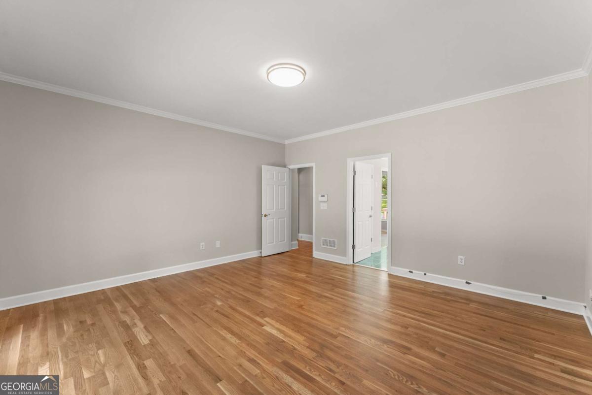 na- 9.99 acres - Residential