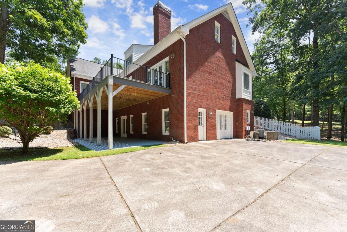 na- 9.99 acres - Residential