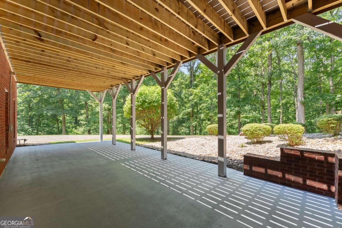 na- 9.99 acres - Residential