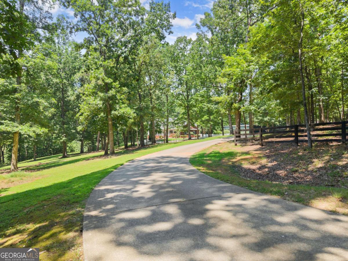 na- 9.99 acres - Residential