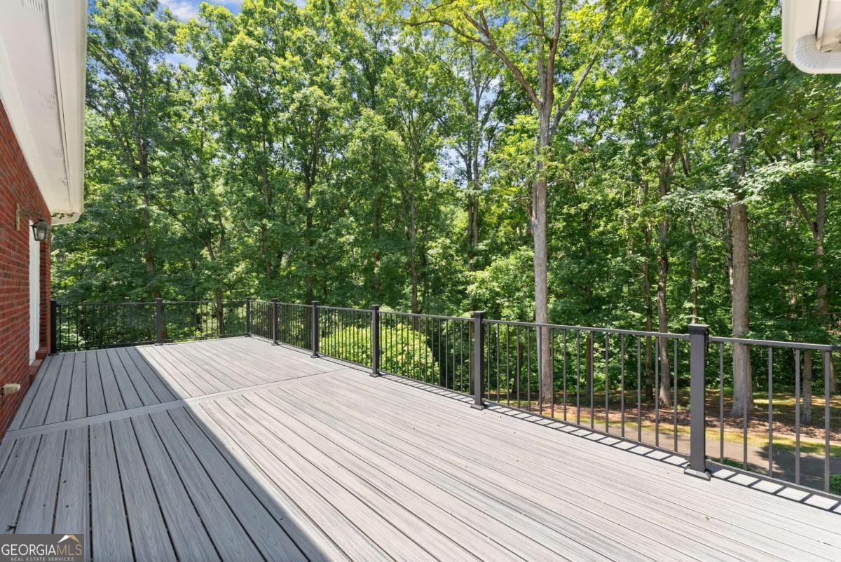 na- 9.99 acres - Residential