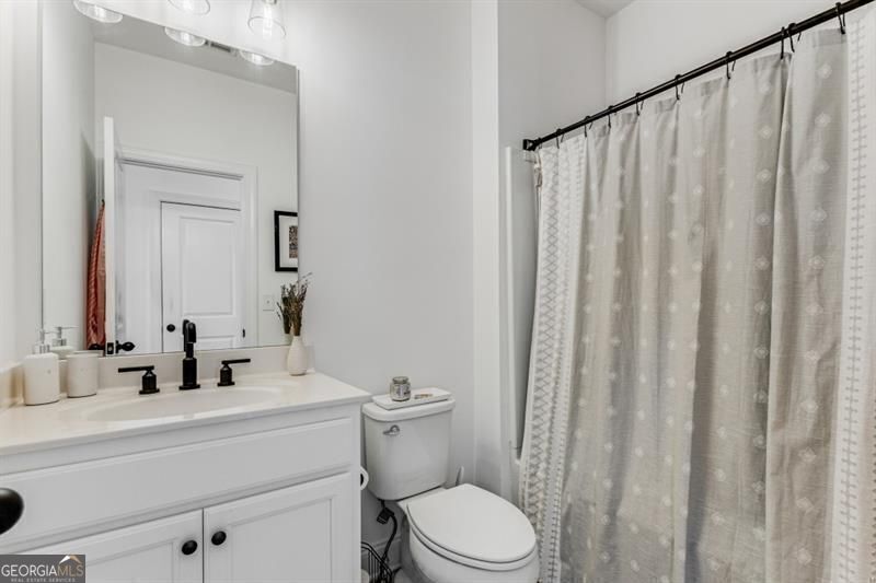 Atlanta, Georgia 30339, United States, 3 Bedrooms Bedrooms, ,4 BathroomsBathrooms,Residential,Active,176339