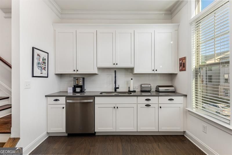 Atlanta, Georgia 30339, United States, 3 Bedrooms Bedrooms, ,4 BathroomsBathrooms,Residential,Active,176339