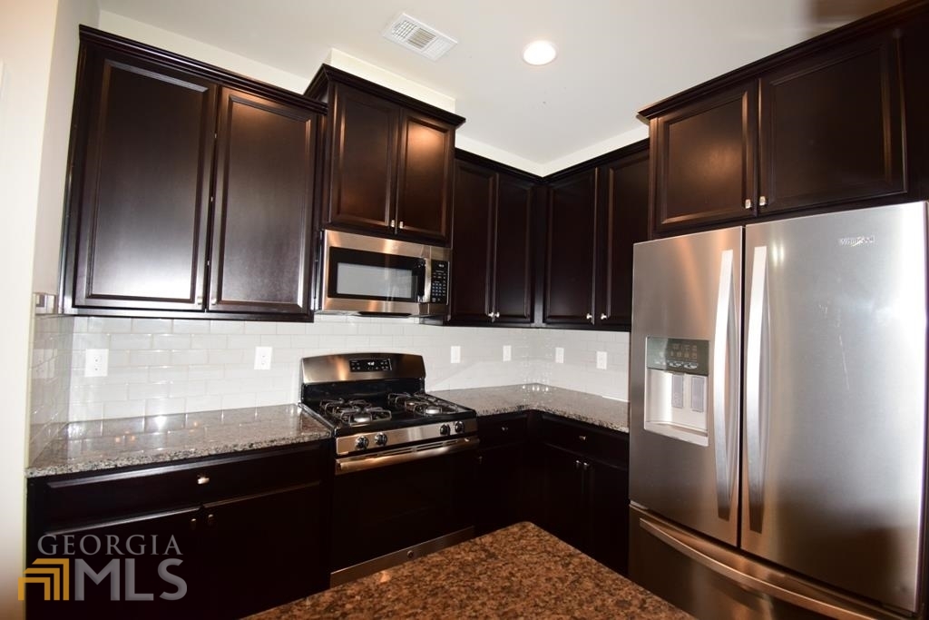 2514 Norwood Park XING