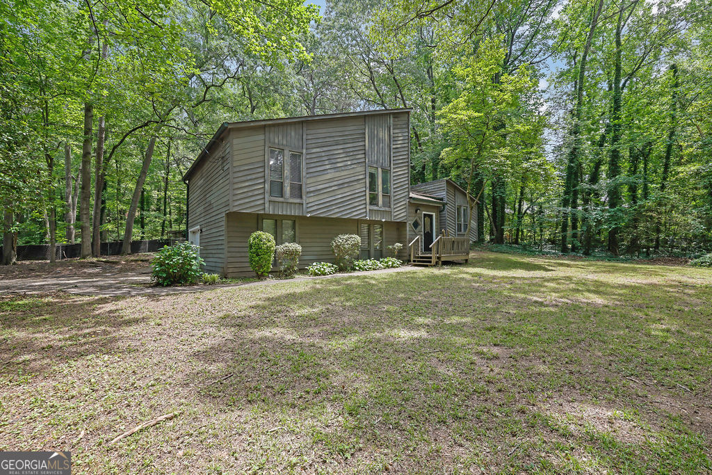 361 Gordon Valley LN SW