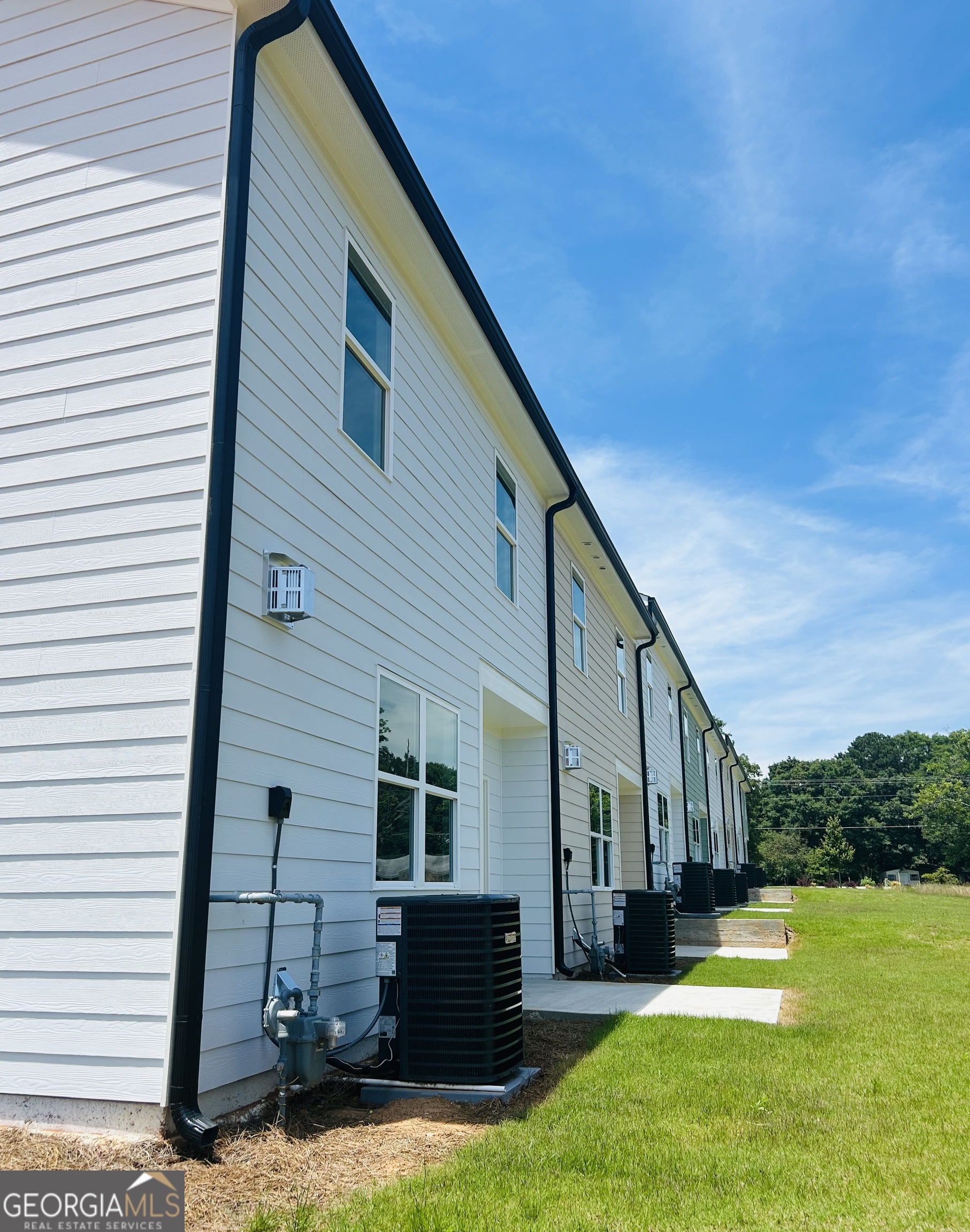 47 Crest DR 8
