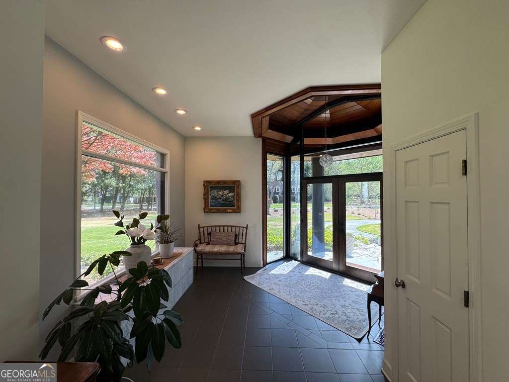 110 Golfview CT