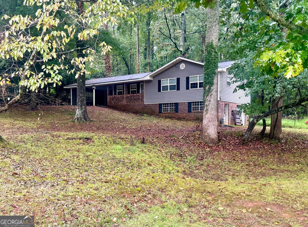 Photo of 1183 Wilburn Drive SW, Marietta, GA 30064 (MLS # 10867991)