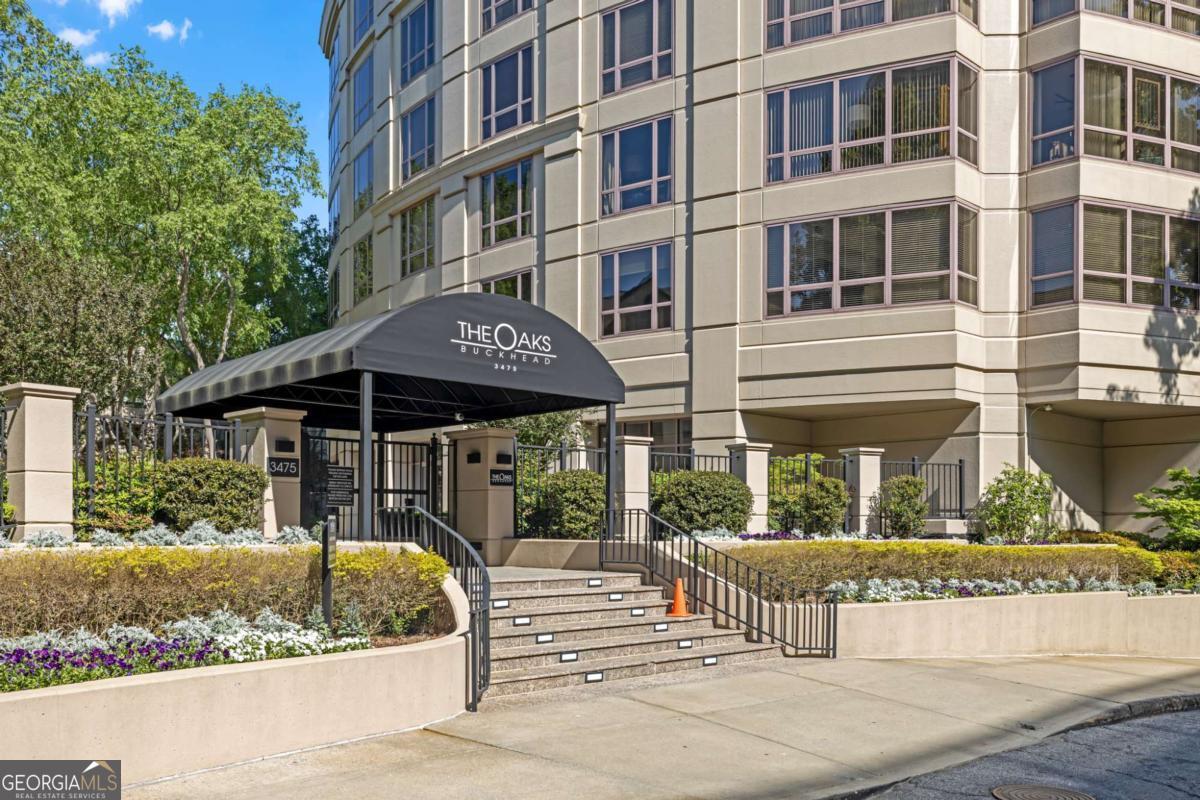 3475 Oak Valley RD NE 650