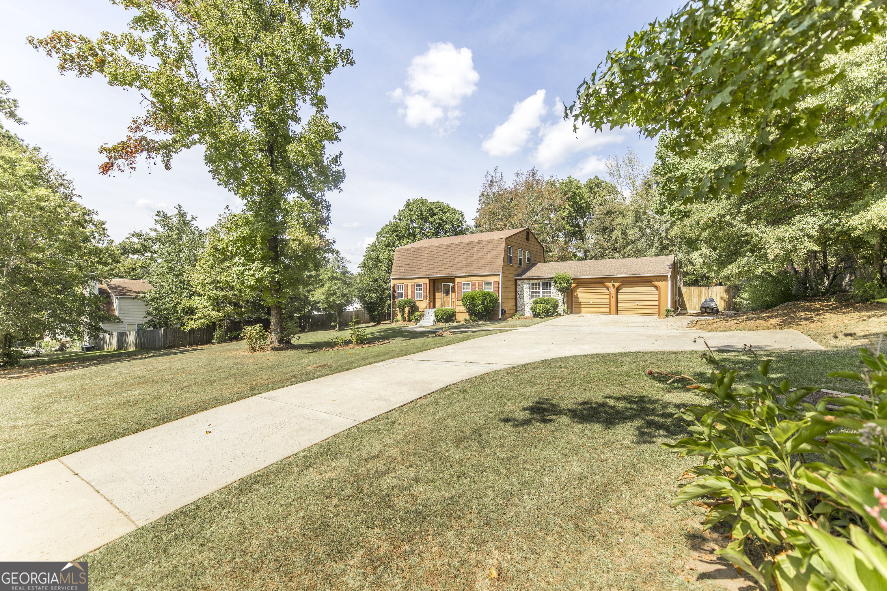 148 River North BLVD