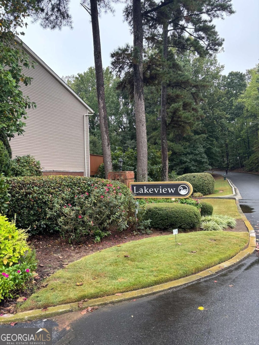 Photo of 12 Basswood Circle, Sandy Springs, GA 30328 (MLS # 10866901)