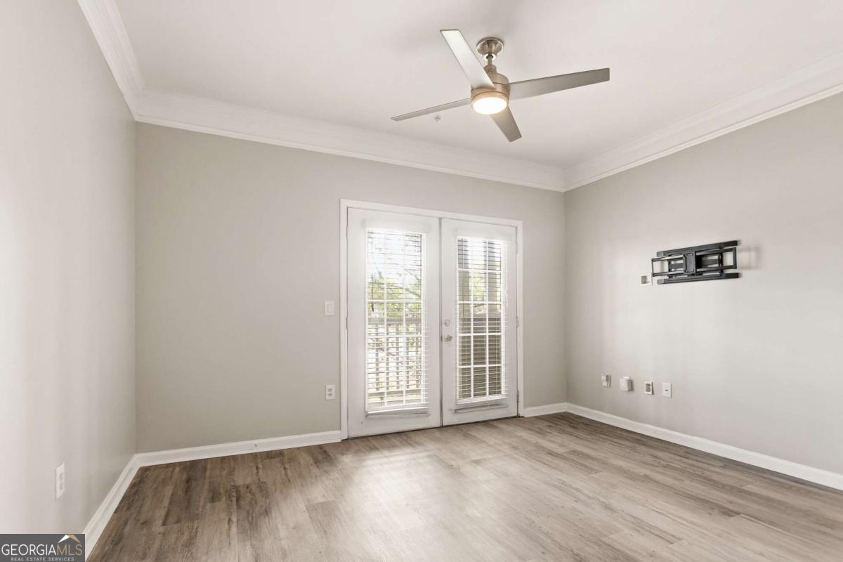 2700 Pine Tree RD NE 2303