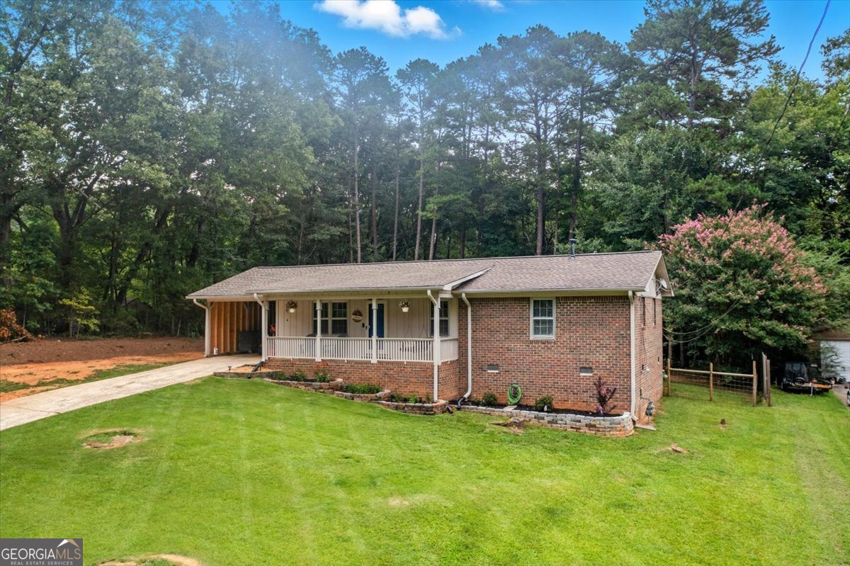 16 Hardin DR SE