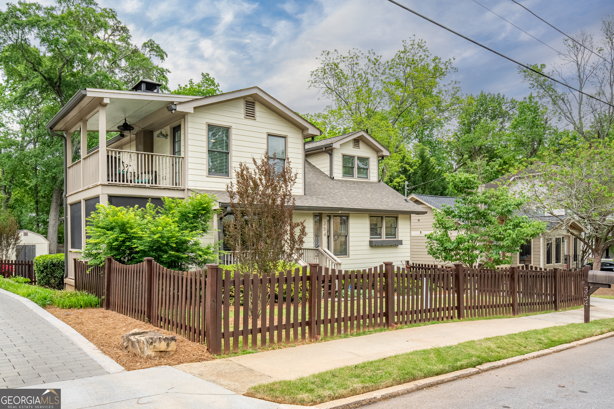 354 Greenwood AVE