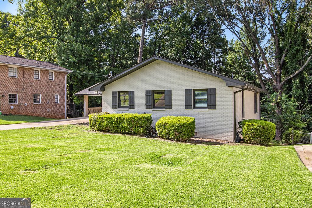 Photo of 1749 W Caribaea Trail SE, Atlanta, GA 30316 (MLS # 10625224)
