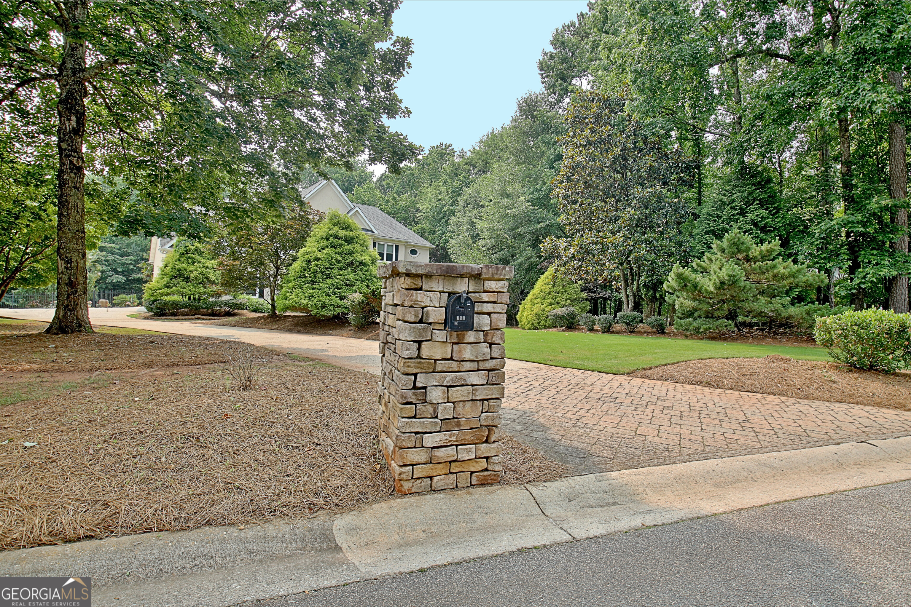 104 Hidden Springs LN
