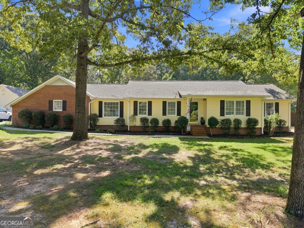 Photo of 97 Oak Hill Drive, Rockmart, GA 30153 (MLS # 10835008)