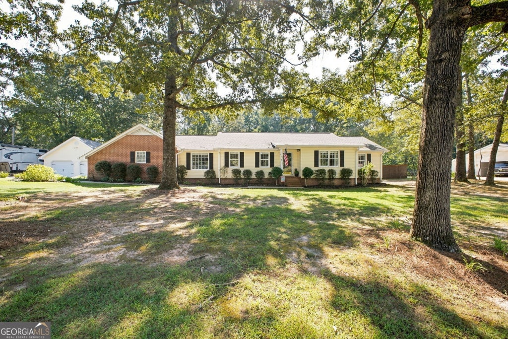 Photo of 97 Oak Hill Drive, Rockmart, GA 30153 (MLS # 10835008)