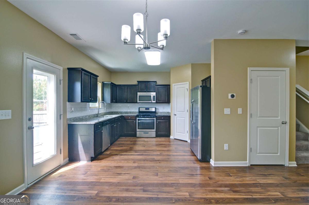 219 Aberdeen WAY