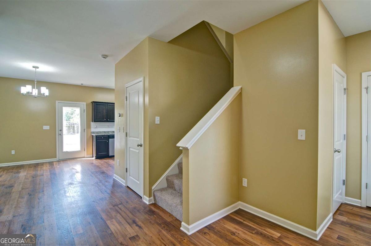 219 Aberdeen WAY