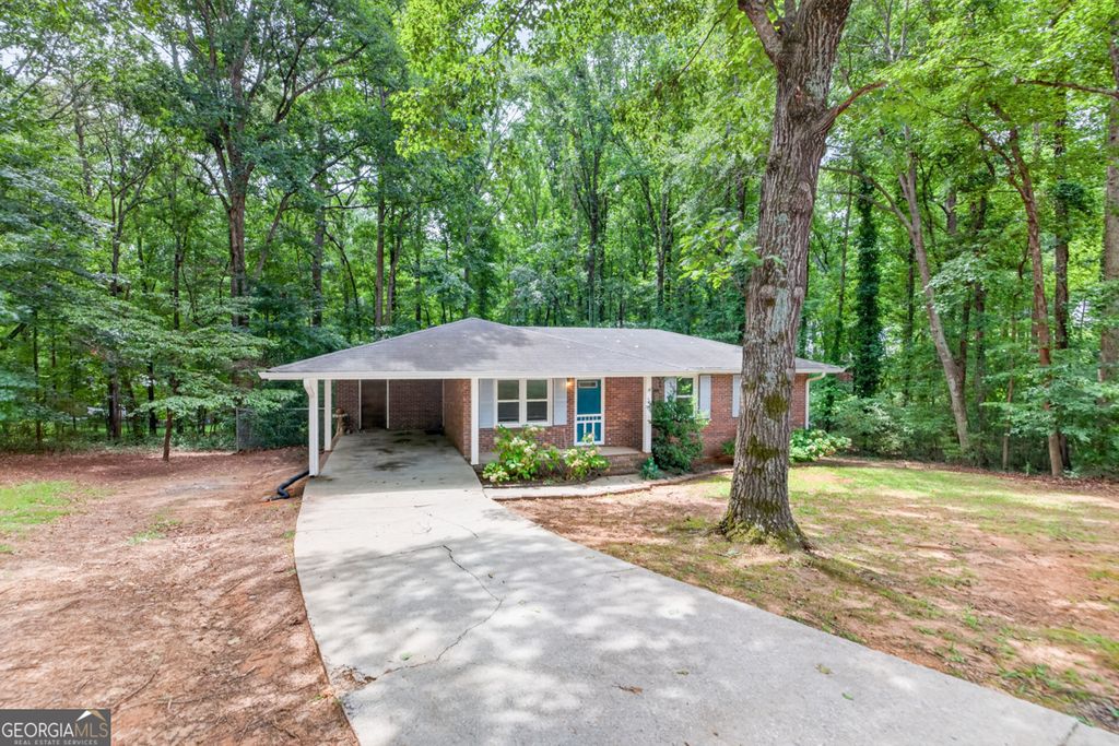Photo of 400 Northridge Court, Winder, GA 30680 (MLS # 10812553)