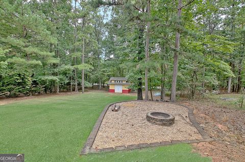 A home in Newnan