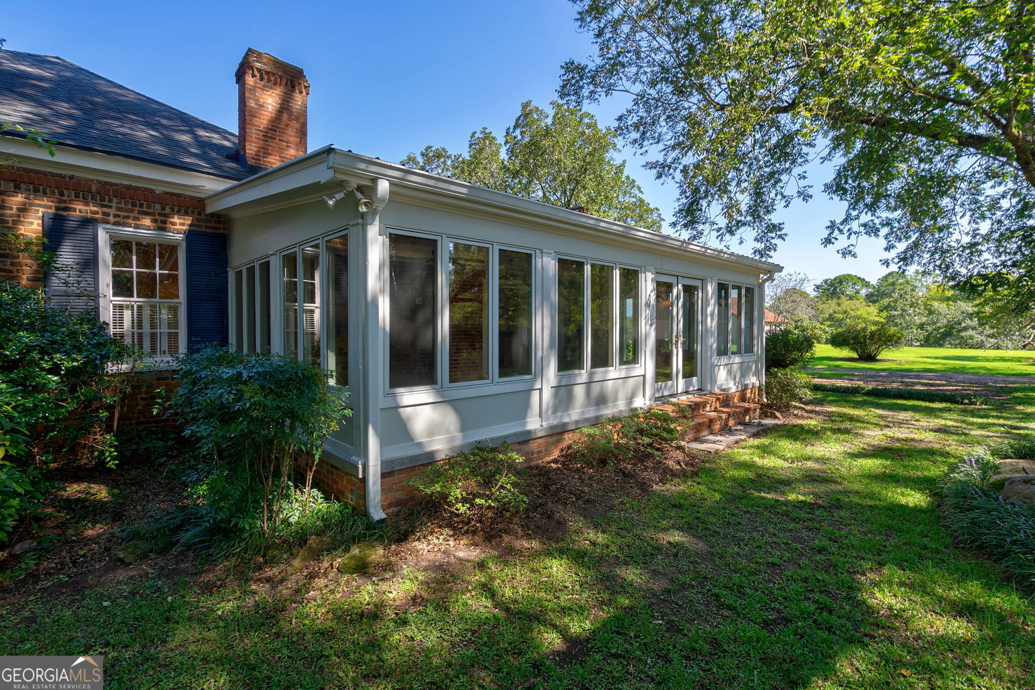 1761 Farmington RD