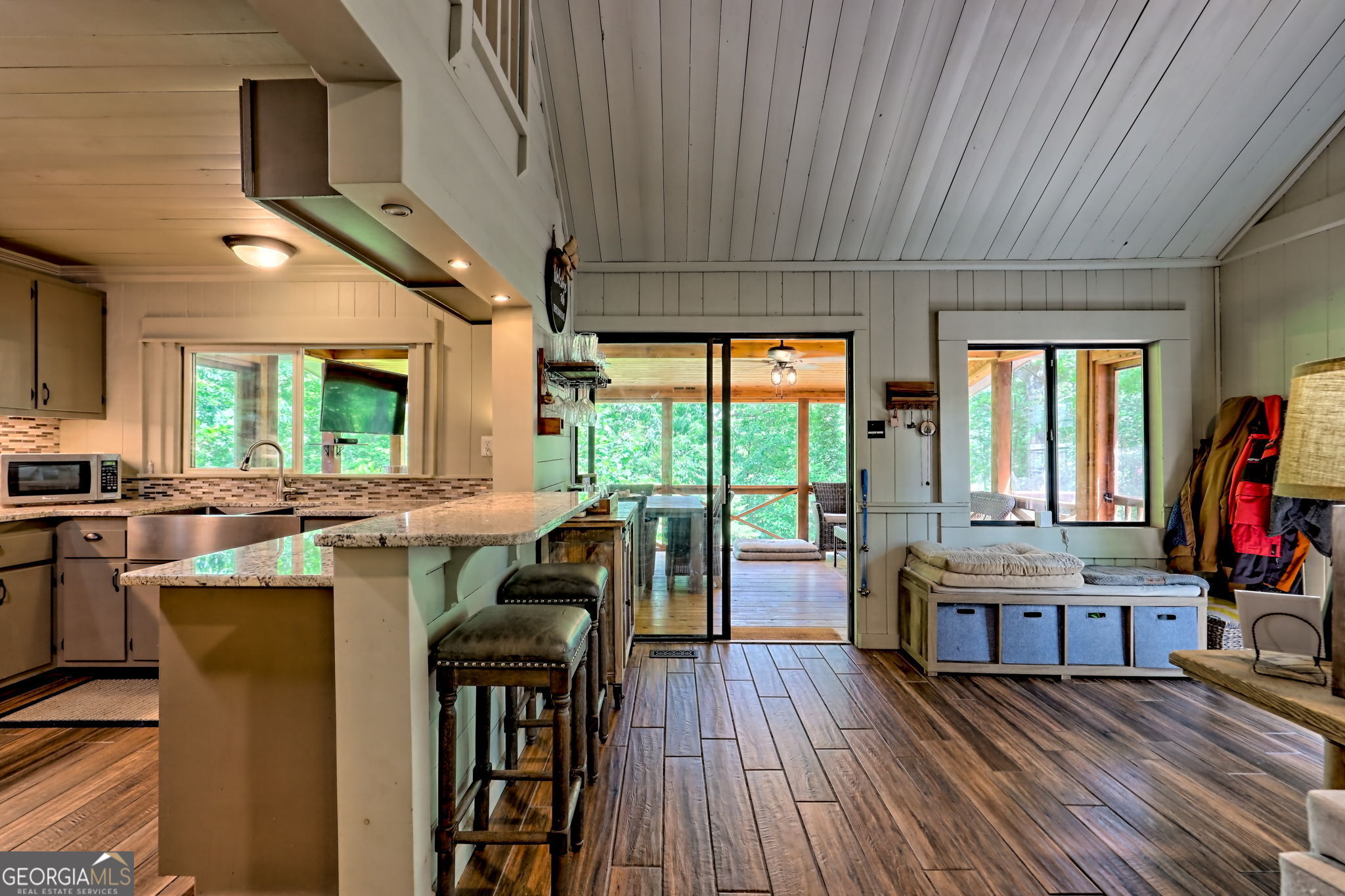 Clayton, Georgia 30525, United States, 3 Bedrooms Bedrooms, ,2 BathroomsBathrooms,Residential,Active,174825