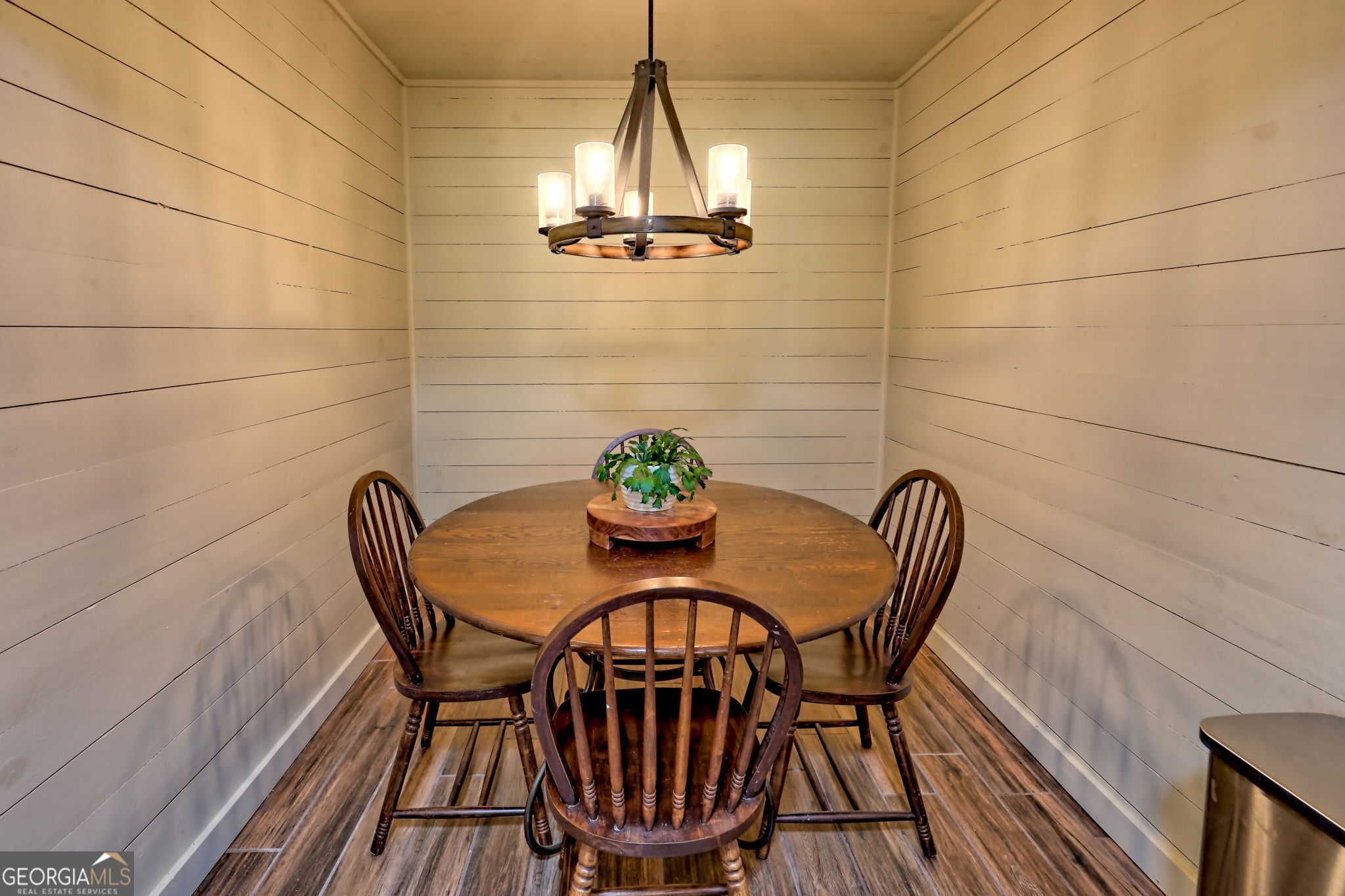 Clayton, Georgia 30525, United States, 3 Bedrooms Bedrooms, ,2 BathroomsBathrooms,Residential,Active,174825