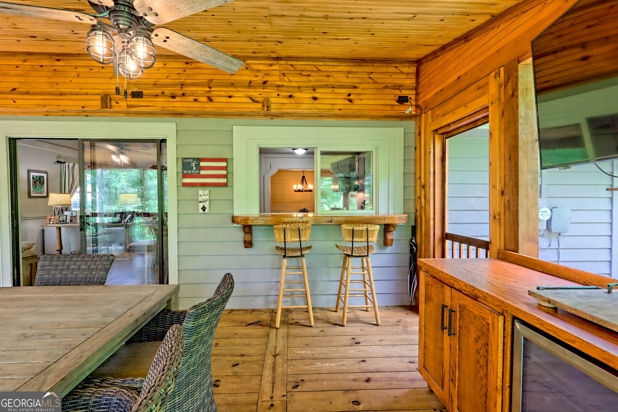 Clayton, Georgia 30525, United States, 3 Bedrooms Bedrooms, ,2 BathroomsBathrooms,Residential,Active,174825