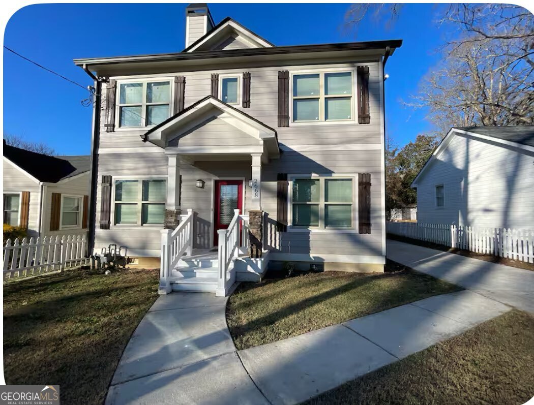 Welcome home to this 4br 3.5ba 2800sq ft Stunning Eastlake Craftsman style home was newly built in 2017 located directly across from Eastlake Golf Course Park. This home features a 2 car detached garage. Master on Main with a beautiful tiled Master with separate Shower an Stand alone soaking tub. Upstairs you will enjoy a spacious Loft area perfect for entertaining. All bathrooms have Tile. All rooms have Hardwoods. The white Kitchen features top of the line Samsung appliances. Located in Drew Charter School District. Walk to restaurants and entertainment.