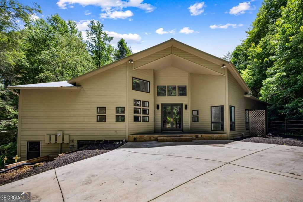 Photo of 10323 Grassy Mountain Road, Ellijay, GA 30540 (MLS # 10734862)