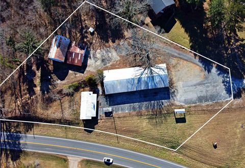 3789 Old Cleveland RD Cornelia GA 30531