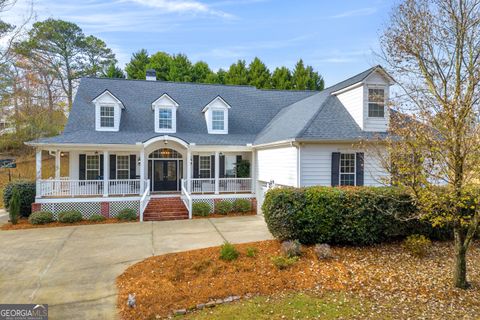 A home in Dacula