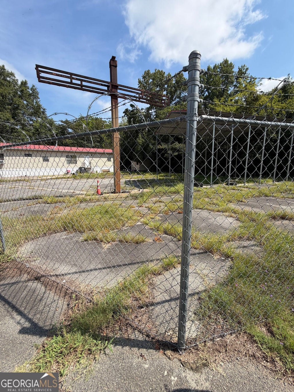 Photo of 420 W Trilby Street, Wrightsville, GA 31096 (MLS # 10858145)
