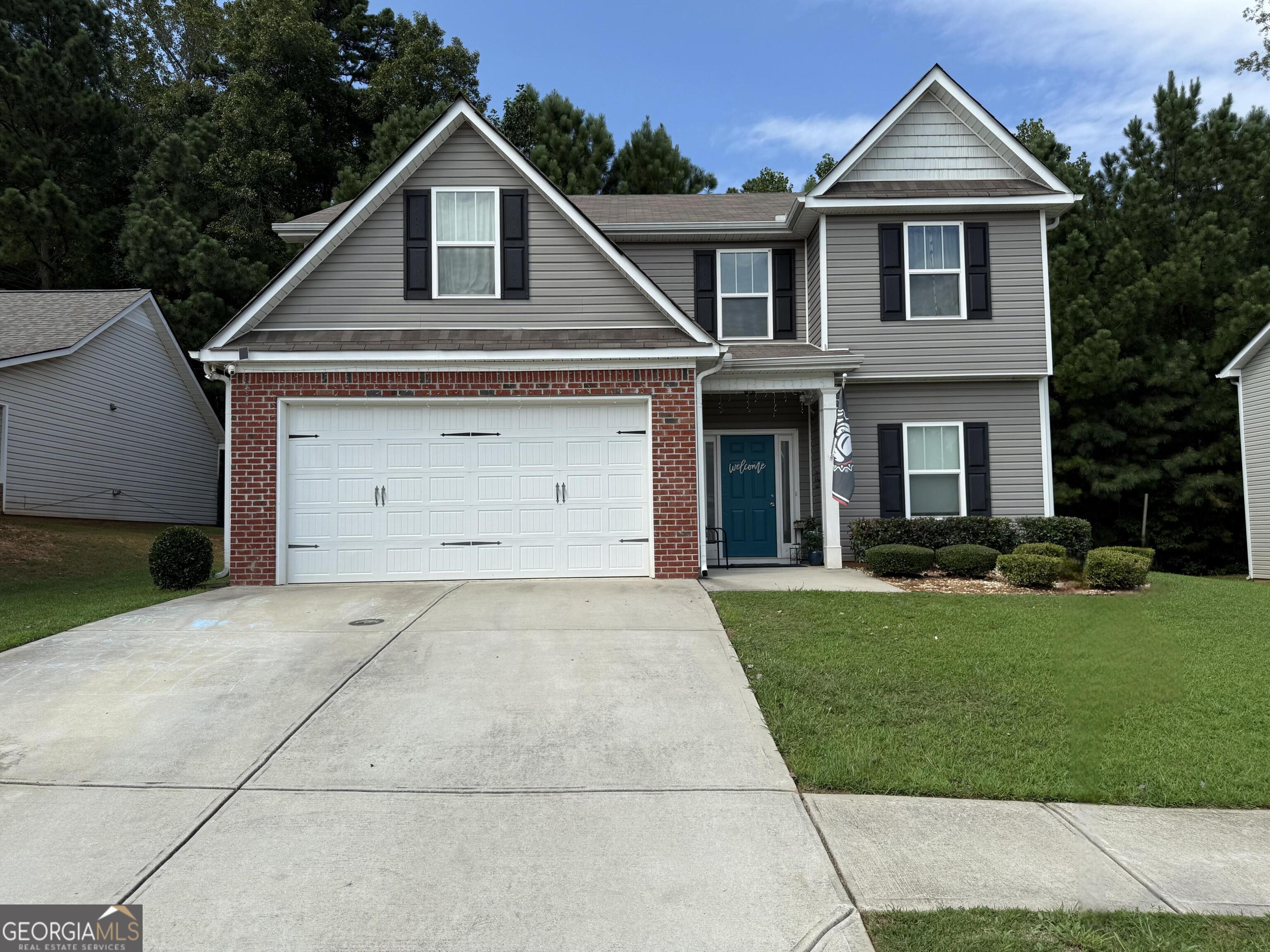 Welcome to 225 Fieldcrest Dr, a charming residence in Dallas, GA. This delightful home features spacious living areas, a well-appointed kitchen, and a serene fenced backyard appropriate for relaxation. Enjoy the convenience of nearby shopping, dining, and parks in this welcoming community. Don't miss the opportunity to explore this lovely property! 1 owner, very well maintained. Great school district!