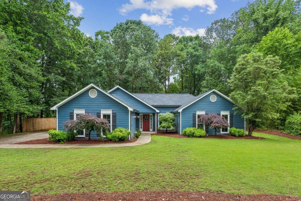 Photo of 2030 Arbor Forest Drive, Marietta, GA 30064 (MLS # 10772863)