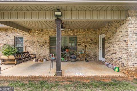 A home in Kathleen