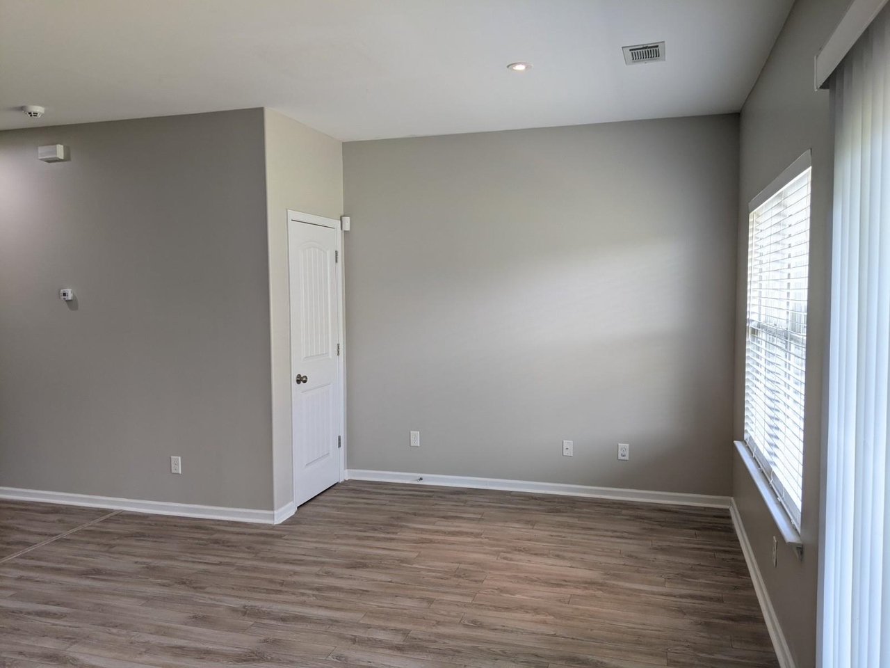 Lakeshore - Residential Lease