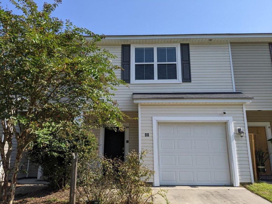 Two story townhome with 3 bedrooms, 2.5 baths and single car garage. Foyer entry into open concept living room and kitchen. Kitchen is equipped with refrigerator, stove and dishwasher. All bedrooms are located upstairs with the laundry room. HOA maintains the grass area, but tenant responsibility for the flower bedding areas. Access to community amenities. No pets!