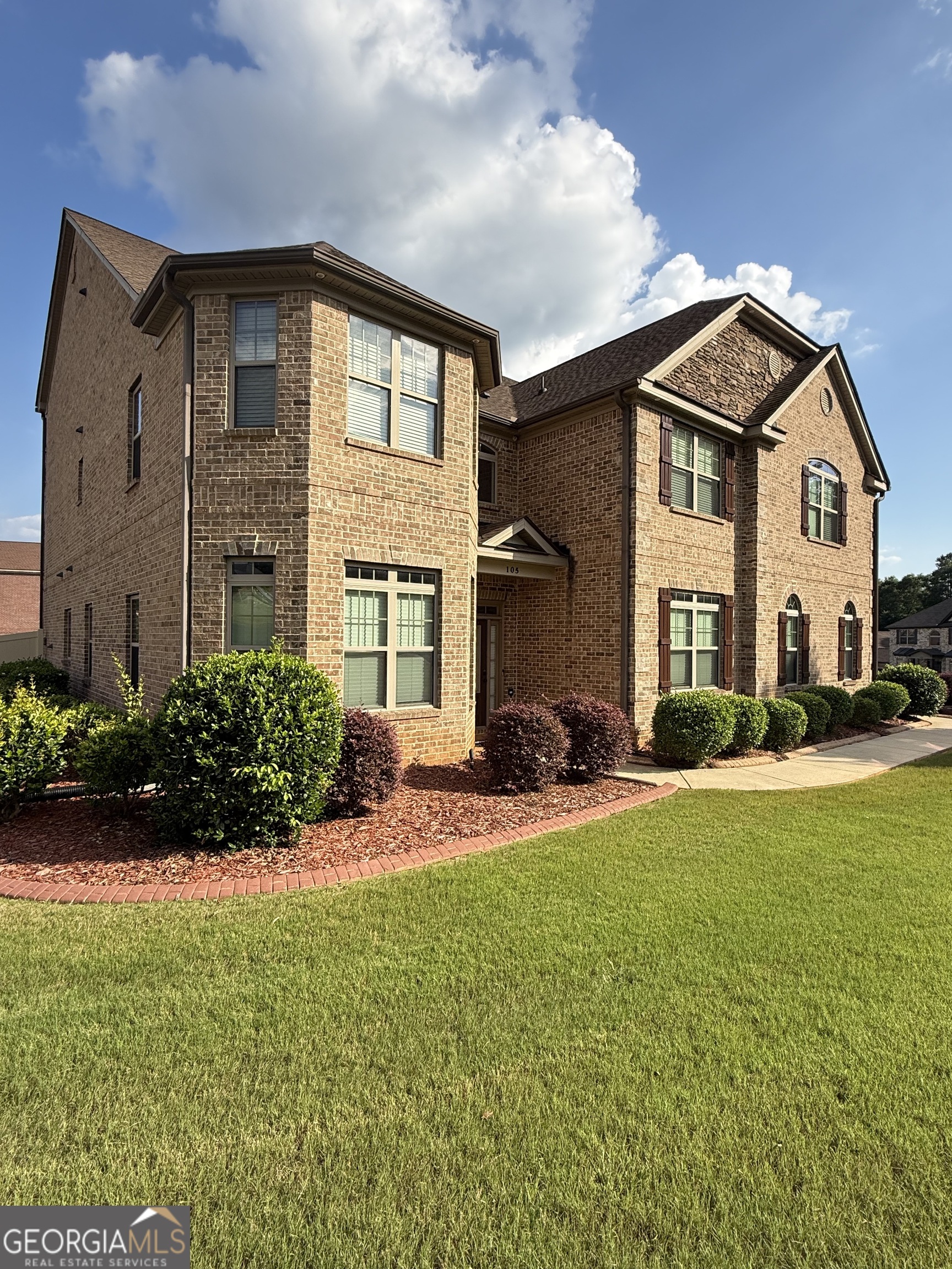 105 Way Point DR