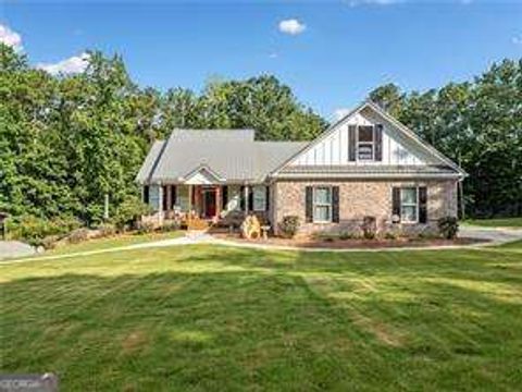 386 N Victoria RD Woodstock GA 30189