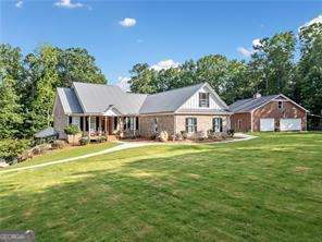 386 N Victoria RD